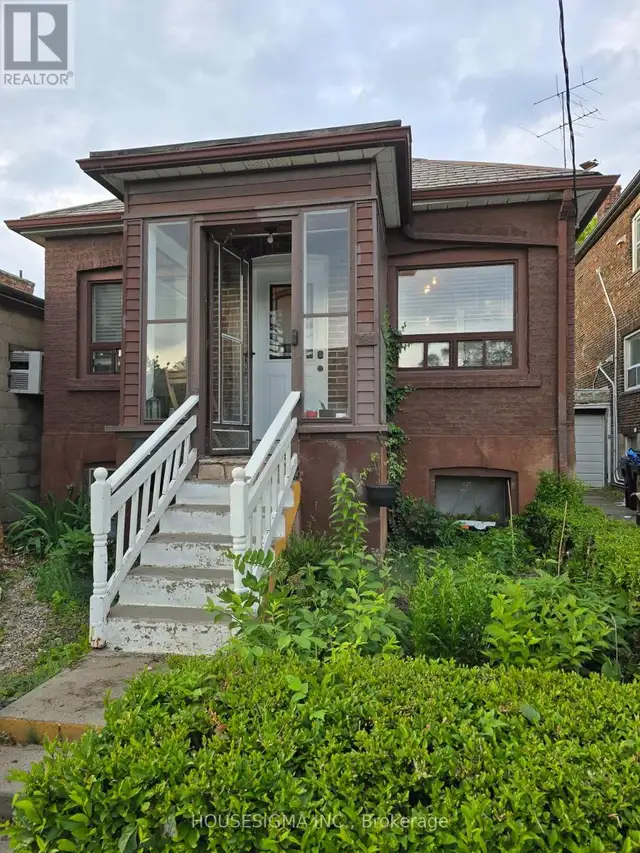 541 VAUGHAN ROAD Toronto (Oakwood Village), Ontario62866662668161121