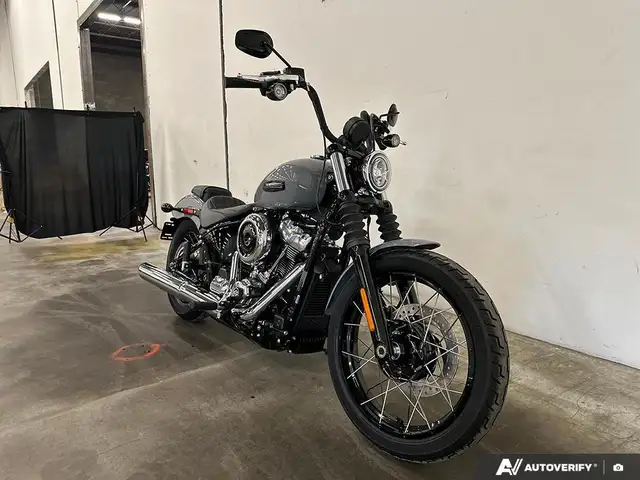 2026 Harley-Davidson STREET BOB in Street, Cruisers & Choppers in Calgary - Image 3
