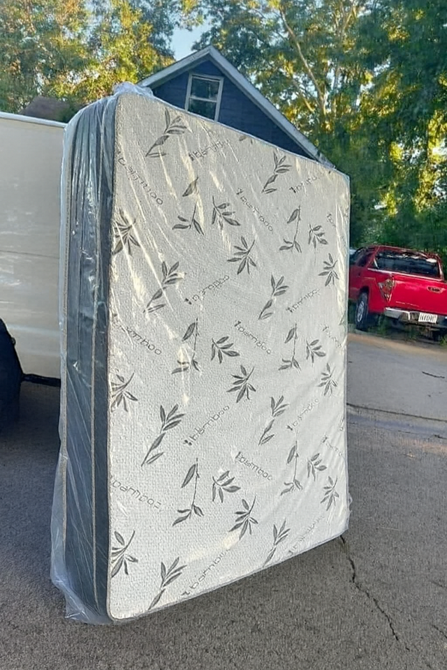Matelas tout neuf !! Matelas Queen | Matelas Double | Matelas si in Beds & Mattresses in Longueuil / South Shore - Image 2