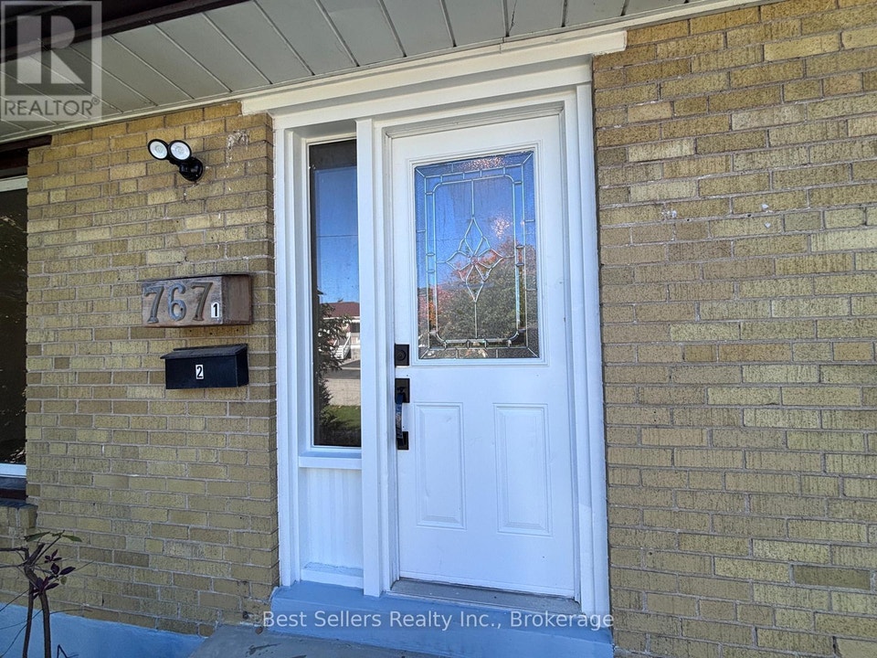 MAIN - 767 GASPE AVENUE Oshawa (Lakeview), Ontario 1