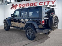 This Jeep Wrangler delivers a Regular Unleaded V-6 3.6 L/220 engine powering this Automatic transmis... (image 1)