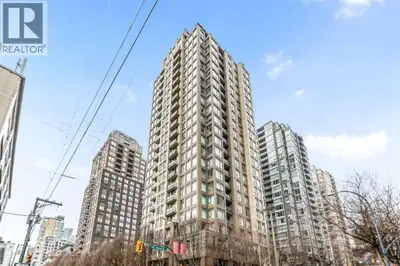 Welcome to the Bentley! Our contemporary one-bedroom, one-bathroom and flex apartment is located in...