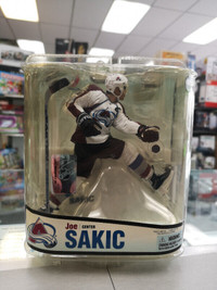 Joe Sakic 19 Colorado Avalanche NHL McFarlane Toys Spawn