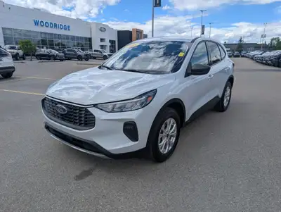 Welcome to Woodridge Ford. Low Mileage, Heated Seats, Power Liftgate, Wireless Charging, Cold Weathe...