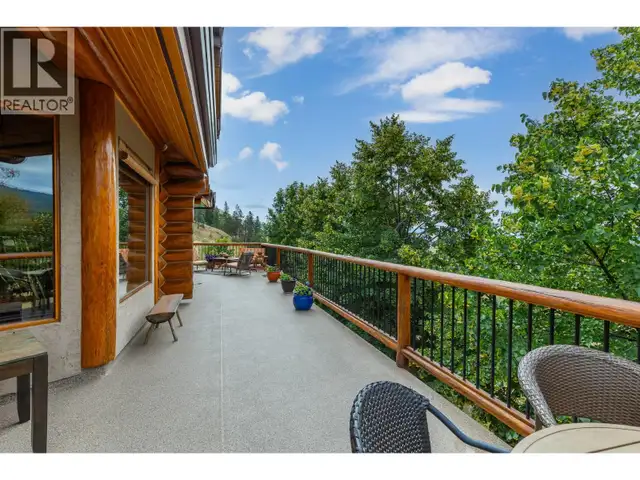 1225 Round Lake Road Armstrong, British Columbia in Houses for Sale in Vernon - Image 22