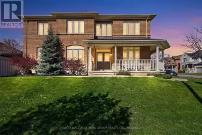 Welcome to this meticulously maintained home in the heart of Bayview Meadows, where modern elegance...