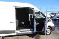 2023 Ford Transit Cargo Van AWD / 4X4 / 41.000 KM CERTIFIÉ / 2023 FORD TRANSIT T-250 CARGO TOIT HAUT... (image 6)