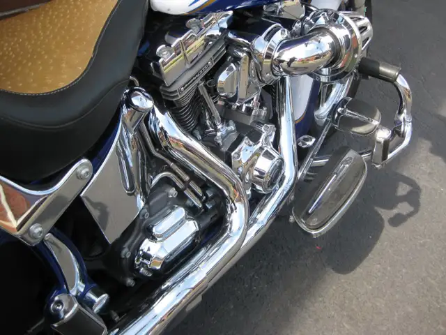2014 Harley-Davidson FLSTNSE CVO Softail Deluxe in Street, Cruisers & Choppers in City of Toronto - Image 6