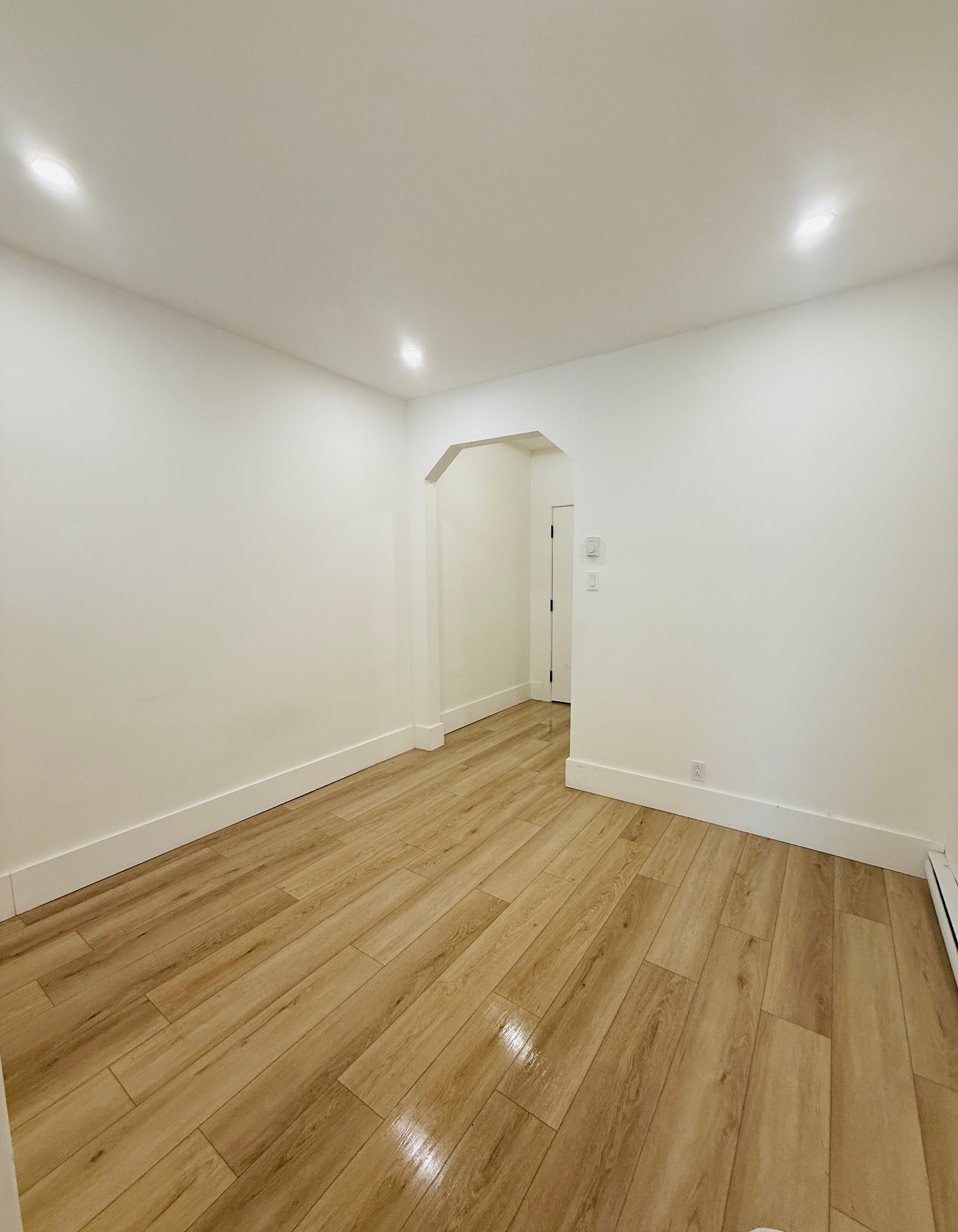3721-3717 Av. Dupuis — photo 3
