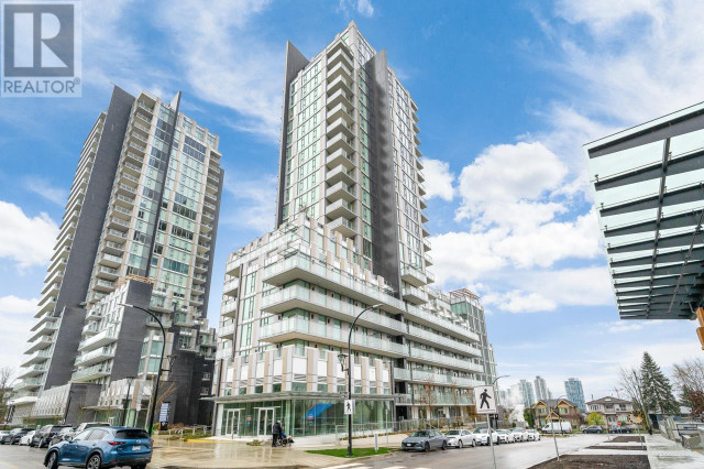 802 7418 PAULSON STREET Vancouver, British Columbia in Condos for Sale in North Shore