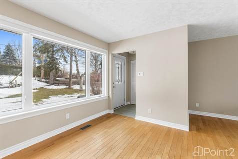 5466 North Drive in Houses for Sale in Ottawa - Image 4