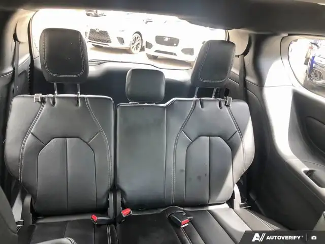 2025 Chrysler Pacifica Select | Apple/Android Auto | Clean5497663003826688028