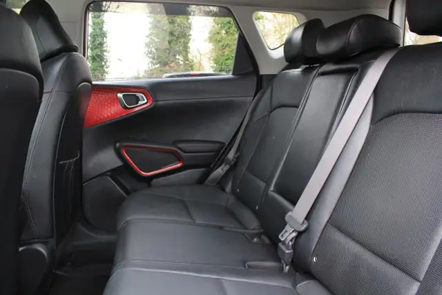 2022 KIA Soul GT-Line Limited IVT for sale in Cars & Trucks in Comox / Courtenay / Cumberland - Image 12