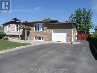 Welcome to 728 St-Isidore Rd in Casselman. This wonderful and very well-kept home is turnkey and a s...