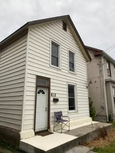 315 Montreal Street, Kingston, Ontario 1 Bedroom shared accommodation available 1 January 2026 Full...