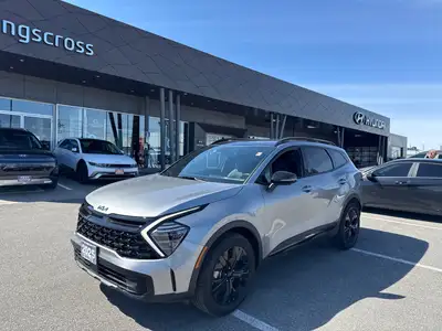 Welcome to Kingscross Hyundai! WAS: $38888 NOW: $37888 plus taxes and licensing fees Engine: 4 Cylin...