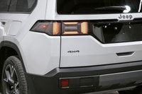 Engine: 1.6L I4 EP TURBO HYBRID (image 8)
