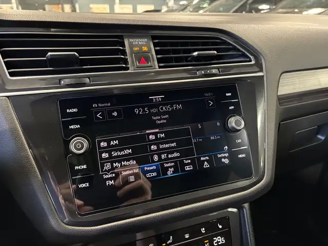 2023 Volkswagen Tiguan R-Line|4MOTION|NAV|FENDERAUDIO|7PASS|BROW in Cars & Trucks in City of Toronto - Image 30