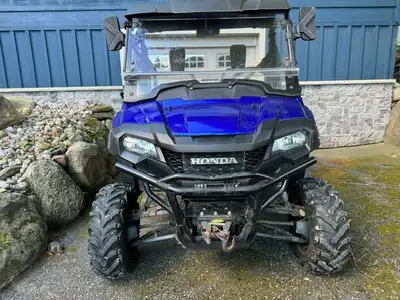 2016 HONDA PIONEER 700 4X4 UTV 1500KM DUMP BOX ROOF WINDSHEILD MIRRORS ALLOY WHEELS