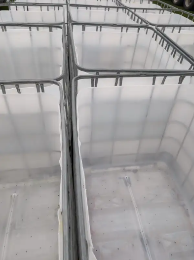 OPEN TOP - IBC TOTES - FARMING, SCRAP METAL, POLYMERS, & MORE. in Storage Containers in Cambridge - Image 3