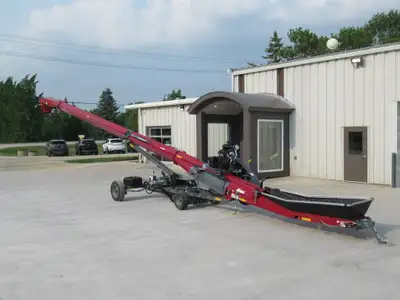 $2,500 Meridian Red Hot Rebate. Limited Time Offer. Canola Ready Reliabelt Conveyor, Hydraulic Mover...