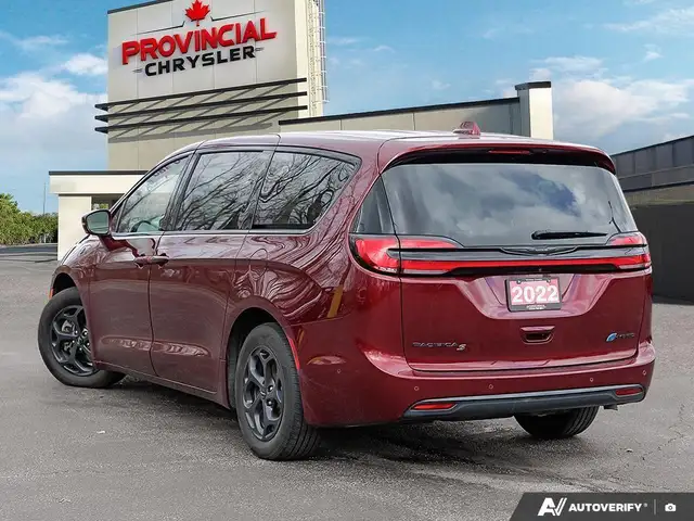 2022 Chrysler Passenger Vans Pacifica Hybrid Limited in Cars & Trucks in Windsor Region - Image 5