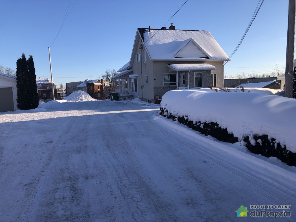 $275,000 - Duplex for sale in Amqui — photo 1