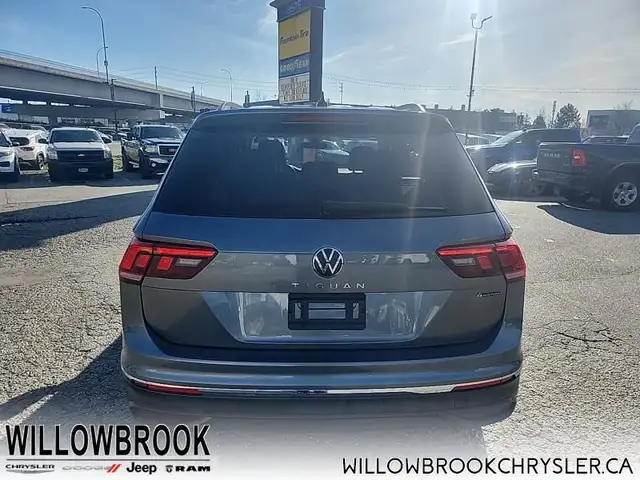 2024 Volkswagen Tiguan Comfortline in Cars & Trucks in Delta/Surrey/Langley - Image 9