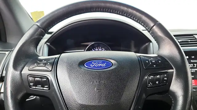 2019 Ford Explorer XLT5049261906264268822