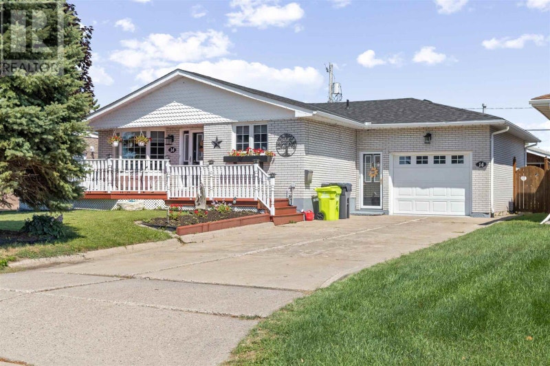 14 Newcastle DR Sault Ste. Marie, Ontario Houses for Sale Sault Ste