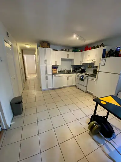 Available August or September 1. 5-bedroom apartment on Dalhousie campus available to rent by the ro...