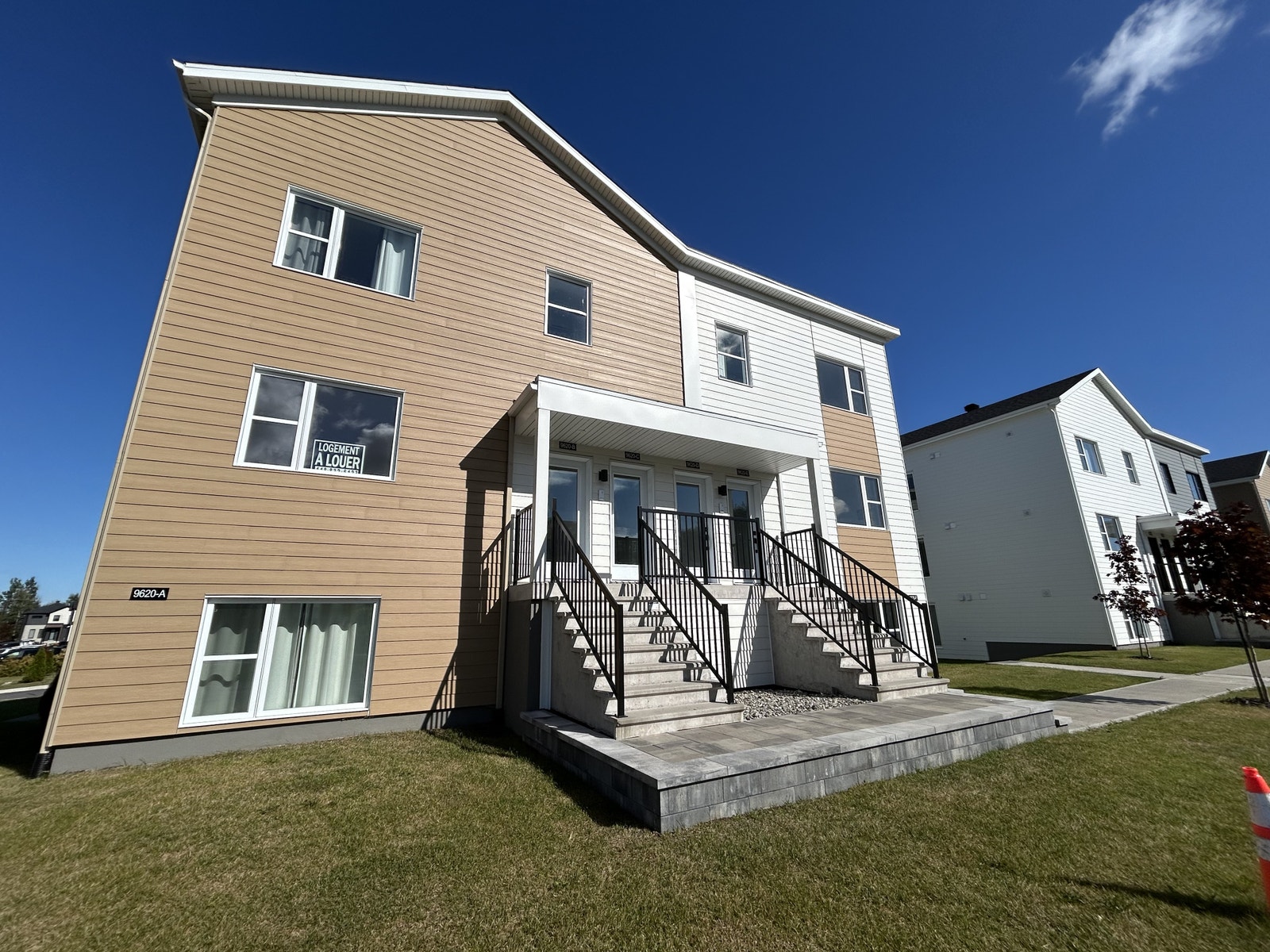 9620 boul. du Centre-Hospitalier — photo 1