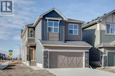 Built by a trusted builder with over 70 years of experience, this home showcases on-trend, designer-...