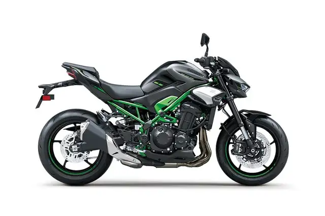 2025 KAWASAKI Z900 in Sport Bikes in Longueuil / South Shore - Image 7