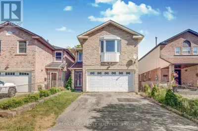 43 BLUE LAGOON CRT COURT Toronto (Eglinton East), Ontario