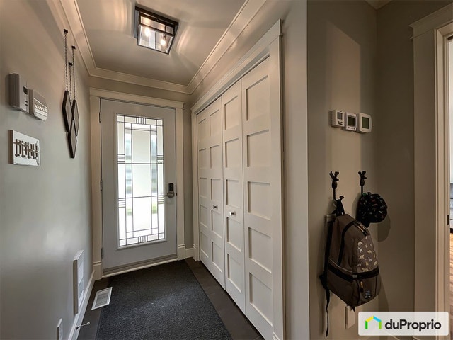 $739,900 - 2 Storey in Drummondville (St-Charles-De-Drummond) — photo 2