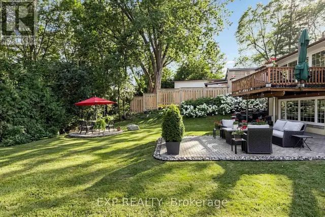77 Letchworth Crescent Toronto (Downsview-Roding-Cfb), Ontario, photo 4 of 4