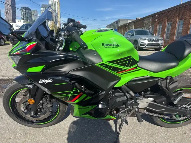 2024 Kawasaki Ninja 650 ~ NINJA 650 ~ ABS ~ KRT EDITION ~ NICE B in Sport Bikes in City of Toronto - Image 19