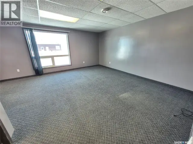 24 12th STREET NE Weyburn, Saskatchewan in Commercial & Office Space for Sale in Regina - Image 21
