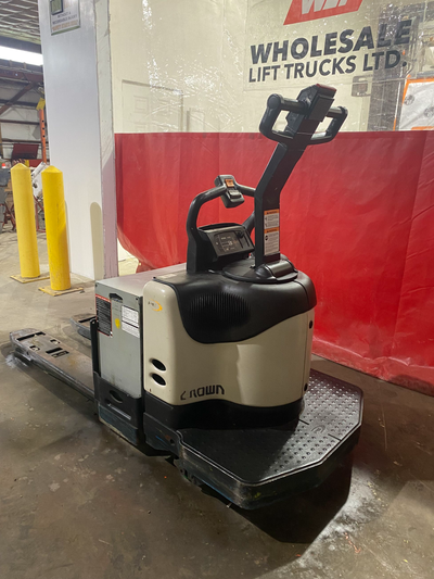 2011 Crown PE4500-60 Ride-On Electric Pallet Jack - Excellent Condition! Connect with Wholesale Lift...