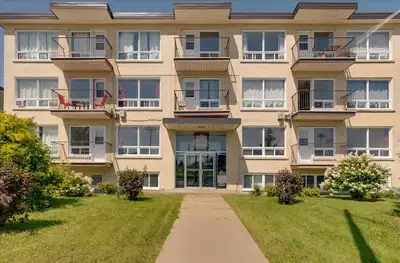 Le Fontainebleau Apartments - 1 Bedroom available at 2415 Chemin