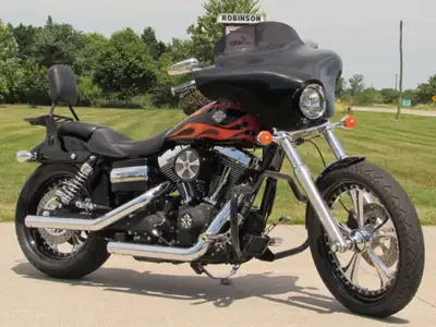 - Big 103 - $12,000 in Customizing - 6,000 miles This Incredible, Low Mile 2012 Dyna Wide Glide 103...