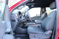 Capital Ford Lincoln Winnipeg Ltd (MB's #1 Rated Ford Store) Check out this vehicle's pictures, feat... (image 6)