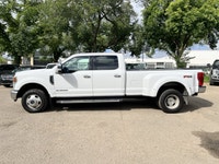 Powerful 6.7L V-8 Turbo Diesel engine - 4x4 drive for Canadian terrains - Comprehensive safety featu... (image 3)