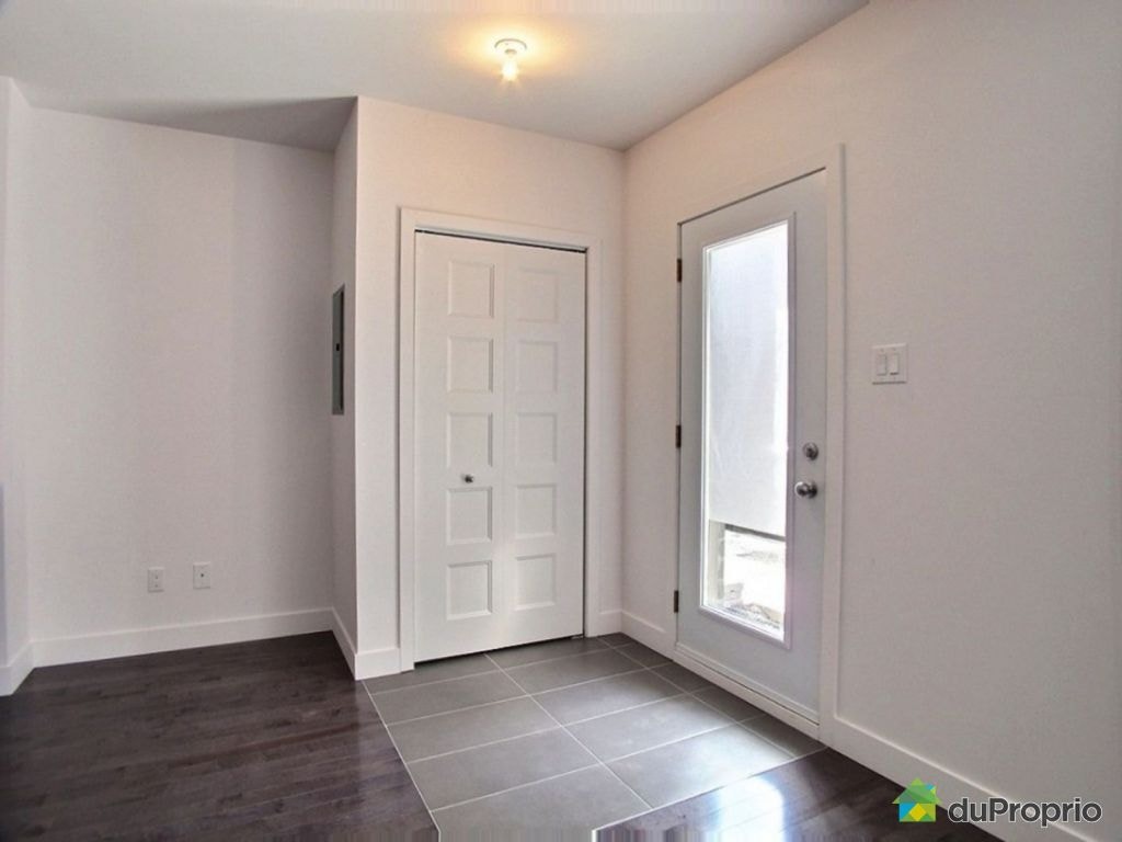 $500,000 - Condominium in Ville-Marie (downtown, old Mtl) — photo 2