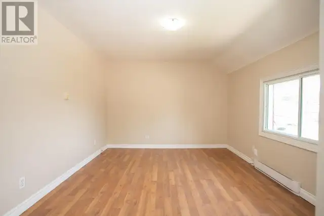 2 Bedroom Upper-Level Unit – Parking & In-Unit Laundry – $1,549/ in Long Term Rentals in Sault Ste. Marie - Image 5