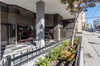 Virtual Open House: Please view our available units by clicking on the virtual tour below. Large, ne... (image 8)