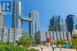 Luxury One Bedroom + Den Corner Unit Condo, Just had new fresh paint to the whole unit, Heart Of Dow...