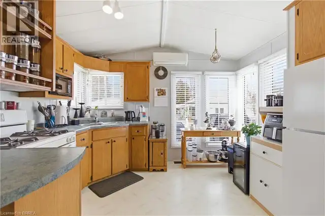 428 PINE Pass Wellington, Ontario in Houses for Sale in Oakville / Halton Region - Image 33