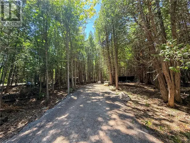 514C East Road Mindemoya, Manitoulin Island, Ontario in Land for Sale in Sudbury - Image 17